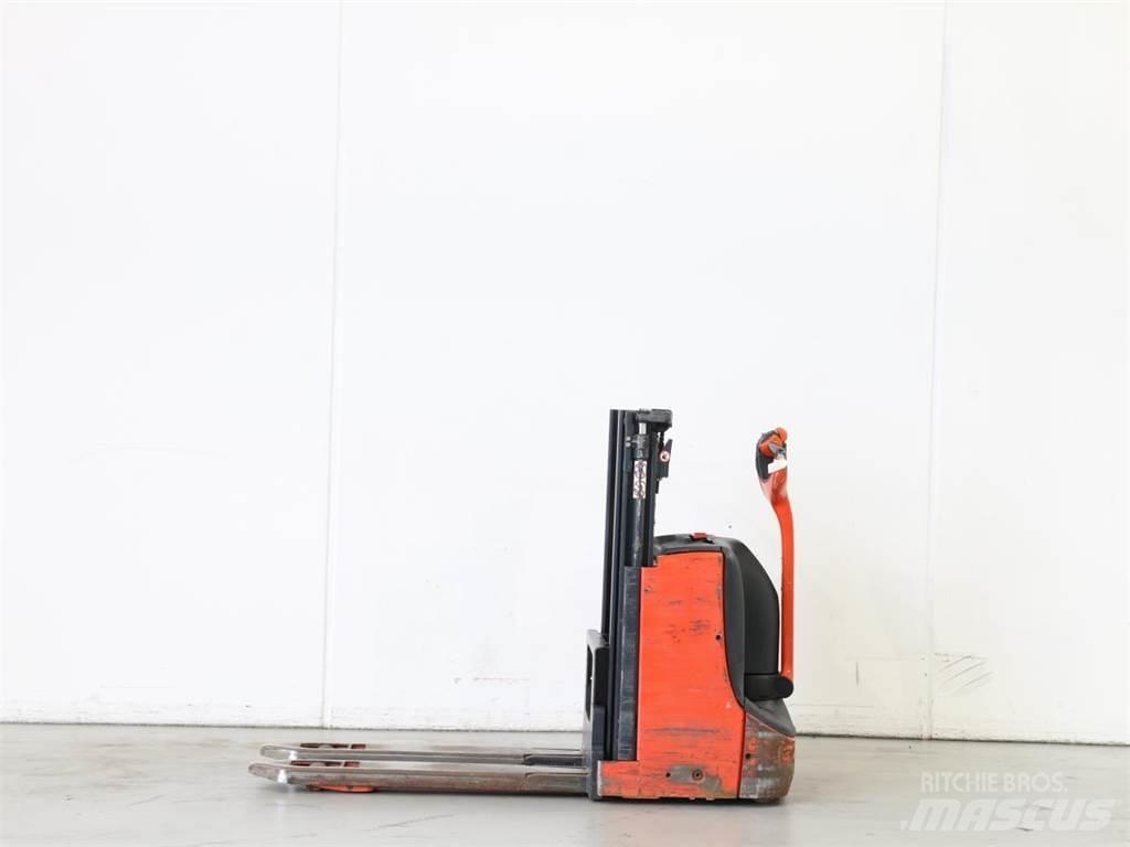 Linde D08/1160 Empilhador para operador externo