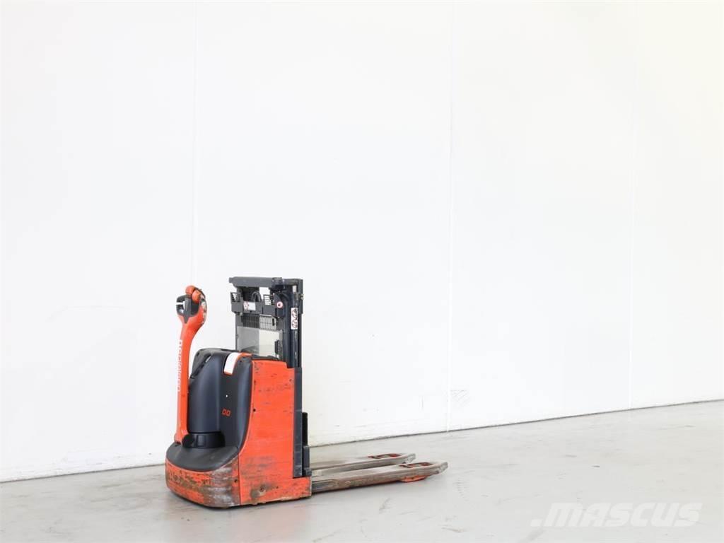 Linde D08/1160 Empilhador para operador externo