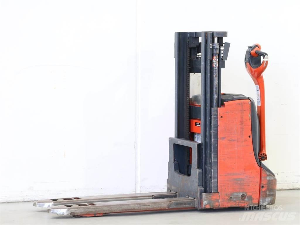 Linde D08/1160-00 Empilhador para operador externo