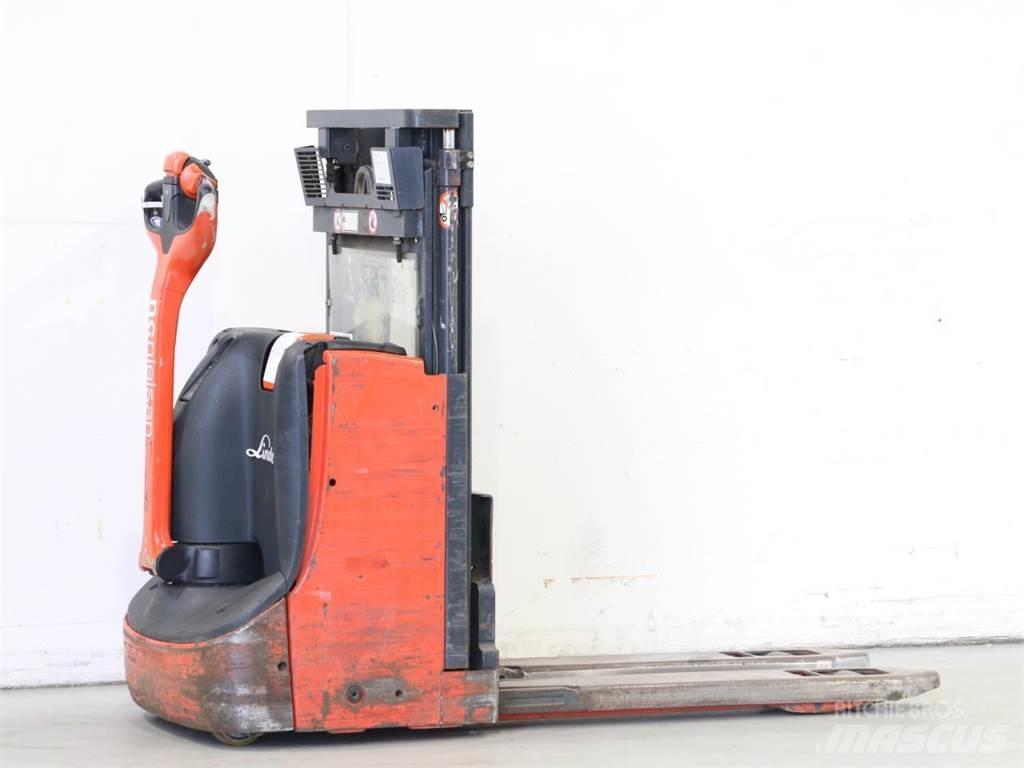 Linde D08/1160-00 Empilhador para operador externo