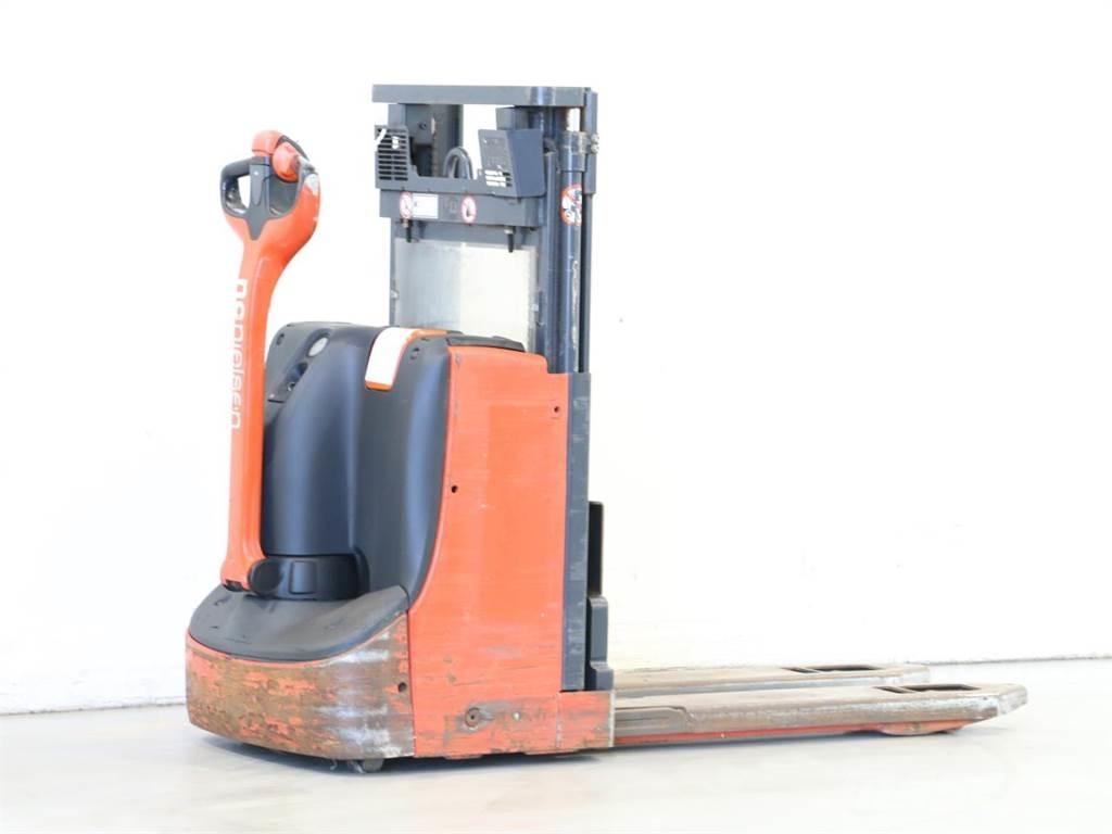 Linde D08/1160-00 Empilhador para operador externo