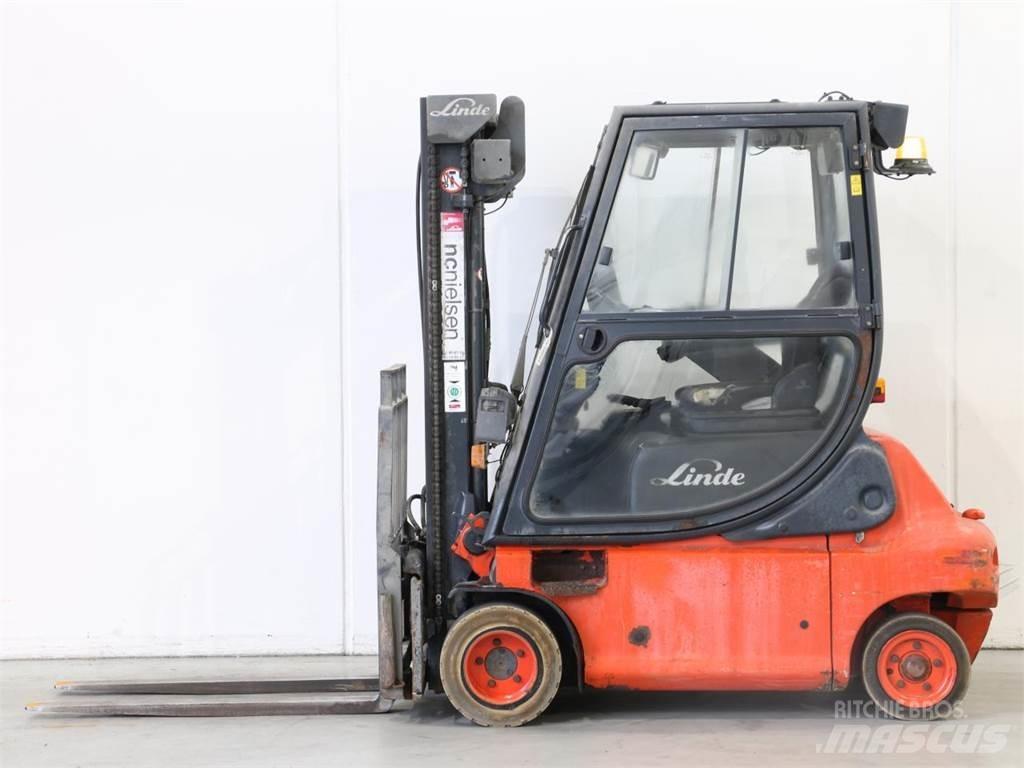Linde E20P/335-02 Empilhadores eléctricos