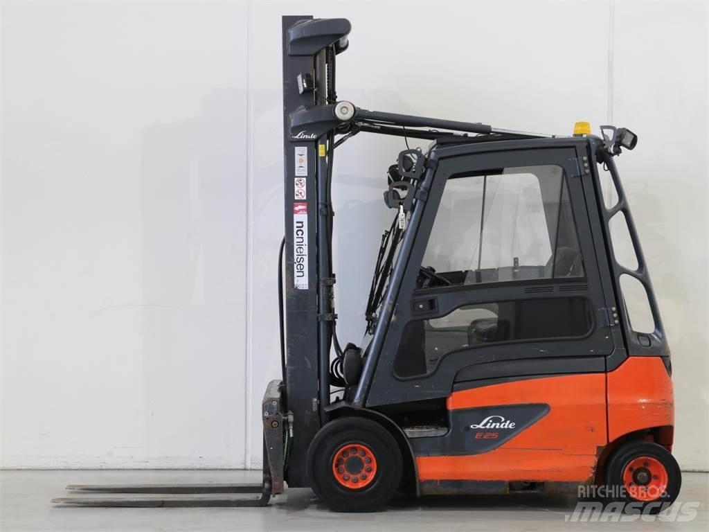 Linde E25/387-01 Empilhadores eléctricos