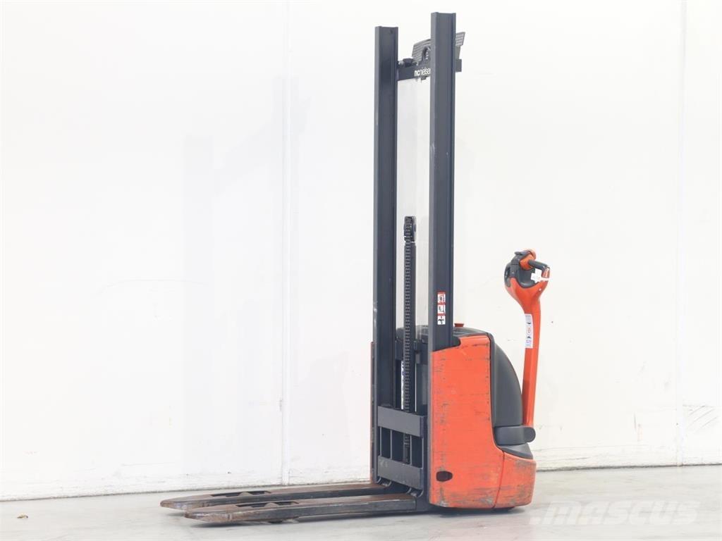 Linde L12/1172-01 Empilhador para operador externo