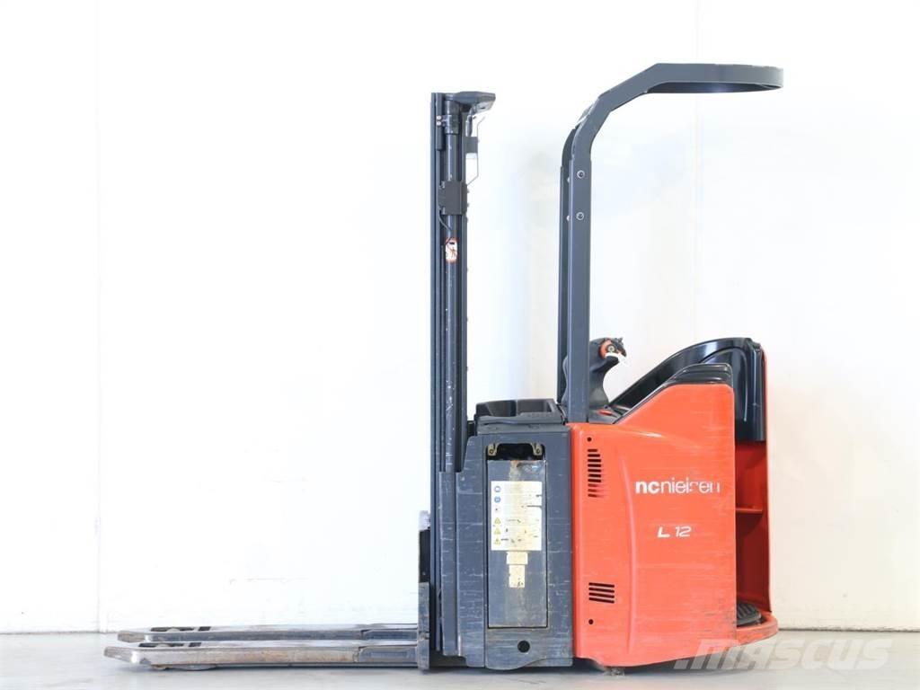 Linde L12LSP/133 Empilhador para operador externo