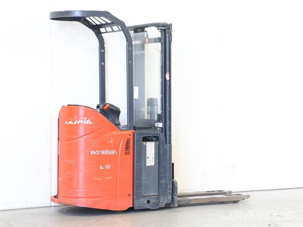 Linde L12LSP/133 Empilhador para operador externo