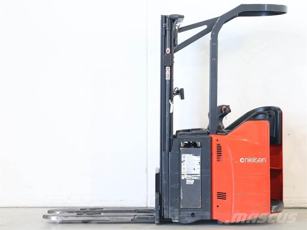 Linde L12SP/133-07 Empilhador para operador externo