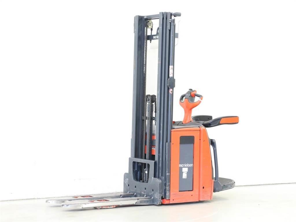 Linde L14AP/1173 Empilhador para operador externo