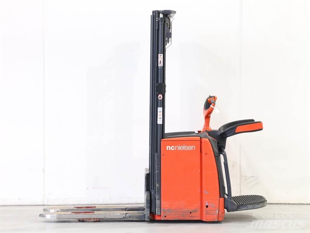 Linde L14AP/1173-00 Empilhador para operador externo