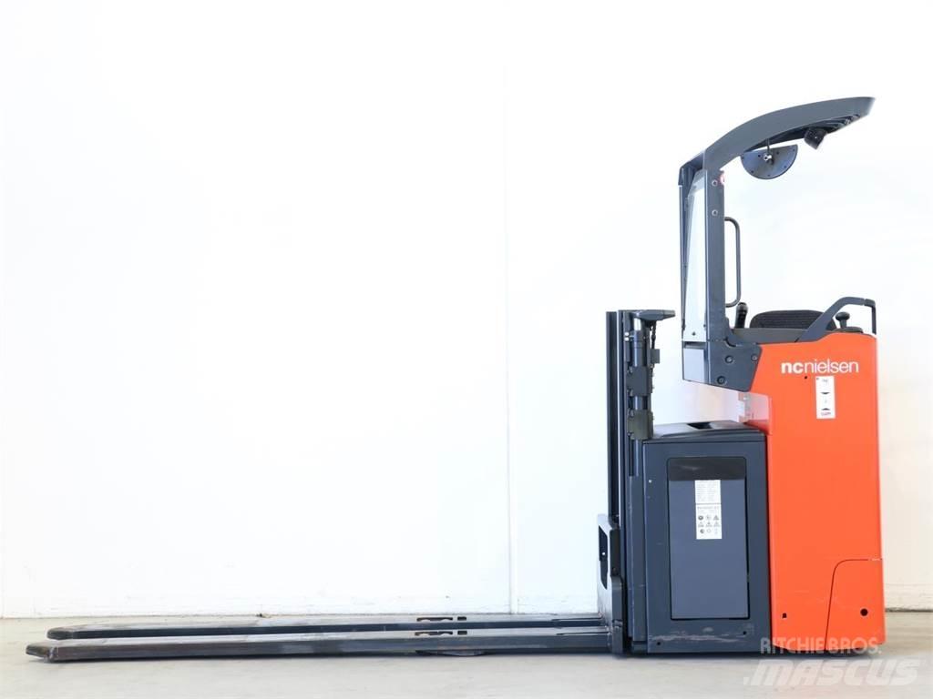 Linde L14R/1174 Empilhador para operador externo