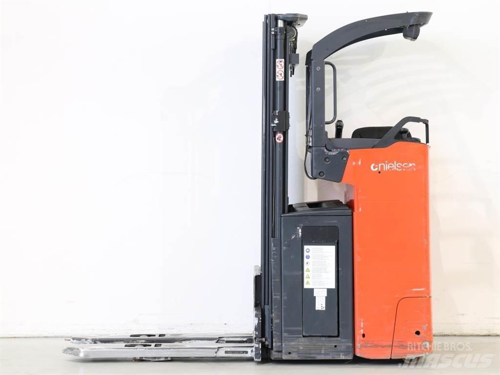 Linde L14R/1174-00 Empilhador para operador externo