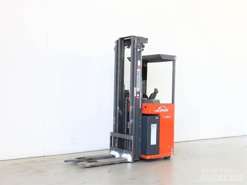 Linde L1600R TTFY Empilhador para operador externo