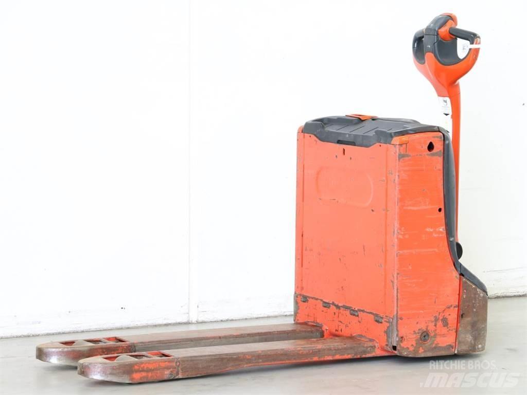 Linde T16/1152 Empilhador para operador externo