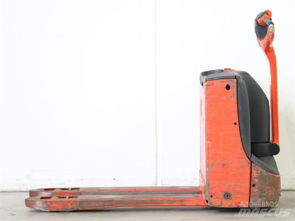 Linde T16/1152 Empilhador para operador externo
