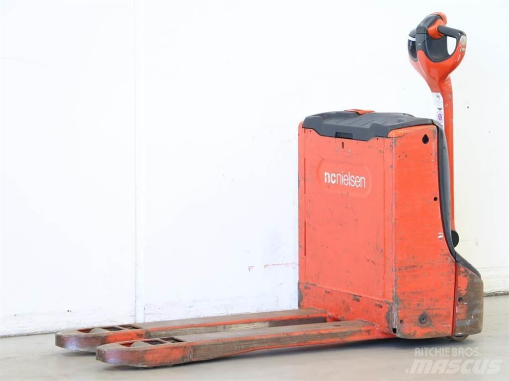 Linde T16/1152 Empilhador para operador externo
