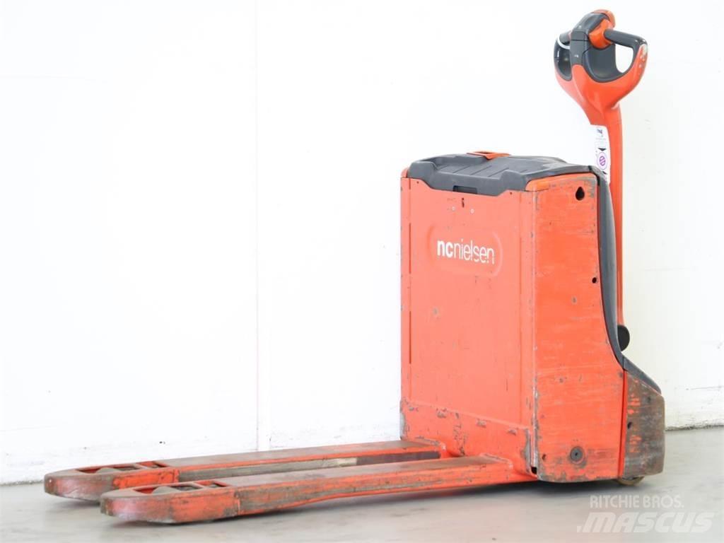 Linde T16/1152 Empilhador para operador externo