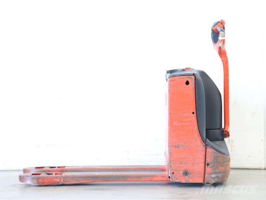 Linde T16/1152 Empilhador para operador externo