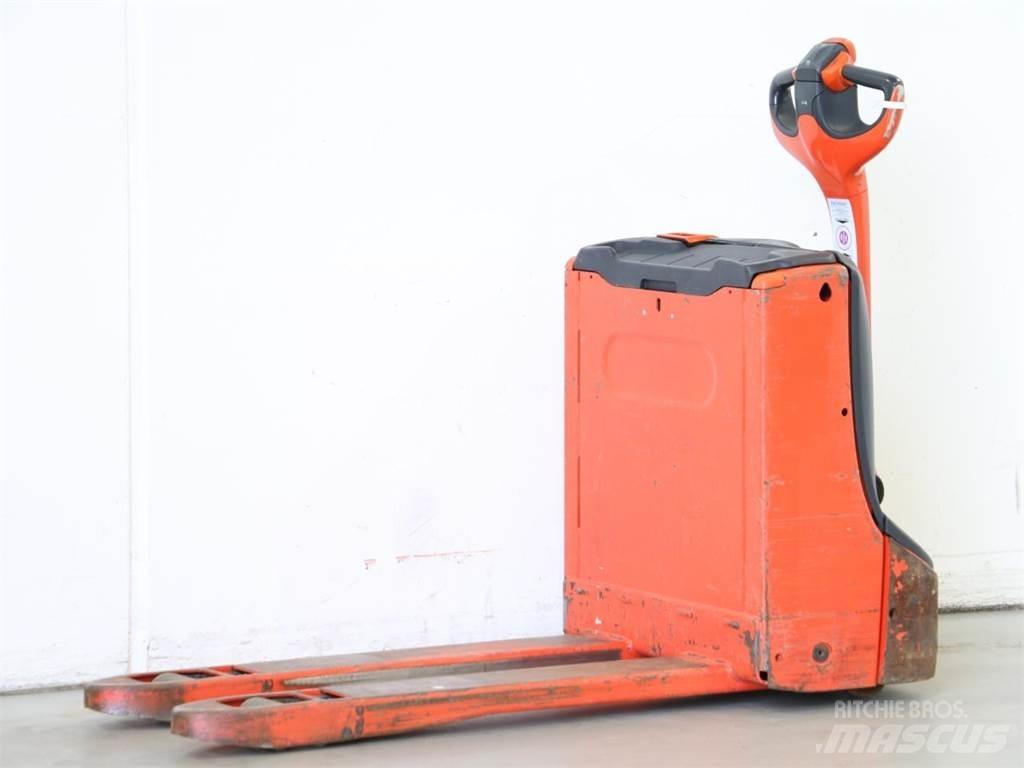 Linde T16/1152 Empilhador para operador externo