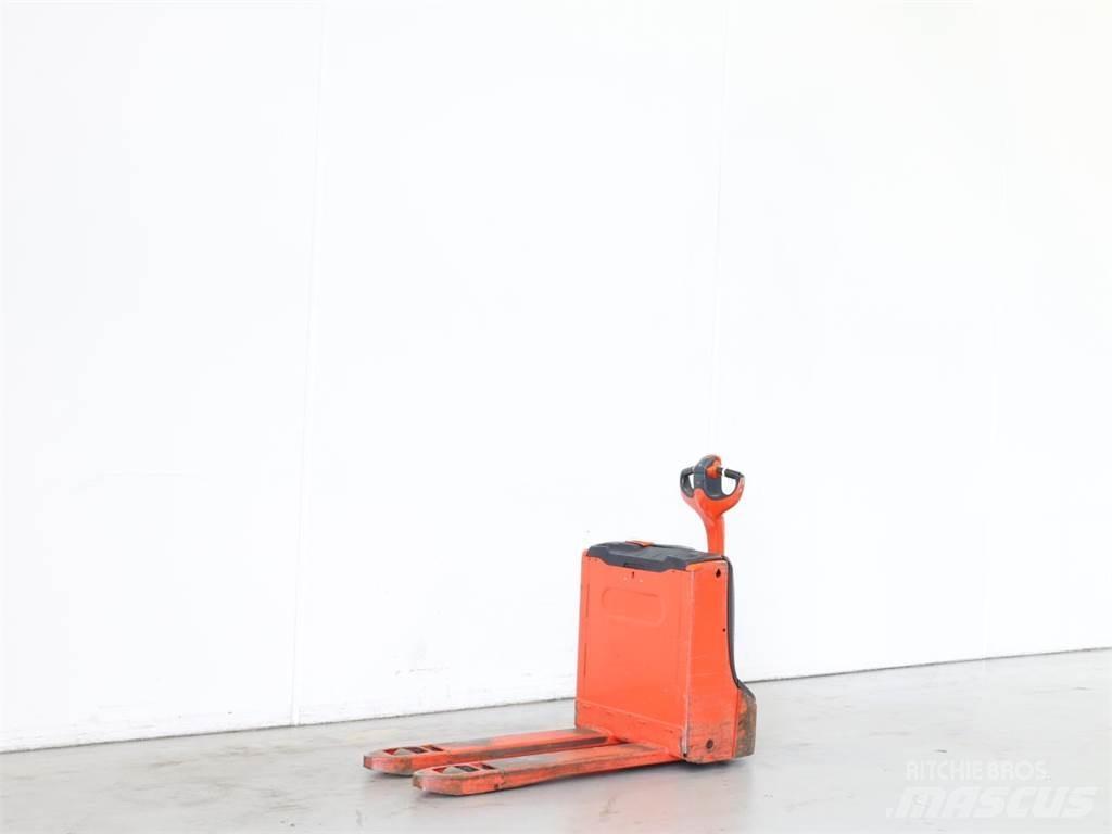 Linde T16/1152 Empilhador para operador externo