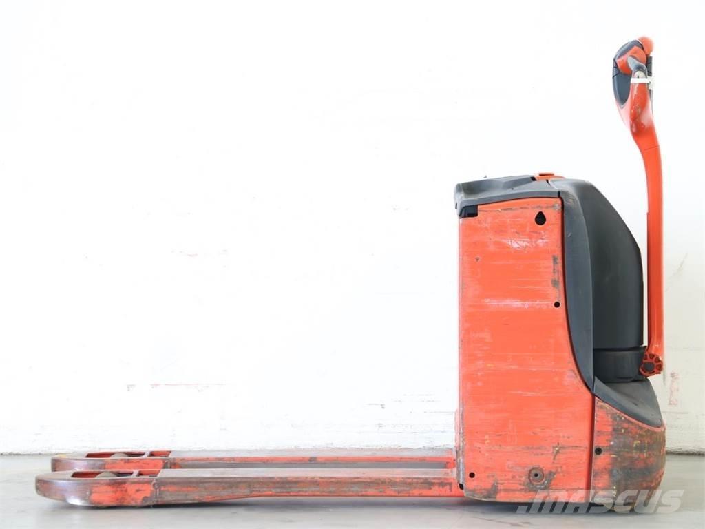 Linde T16/1152 Empilhador para operador externo
