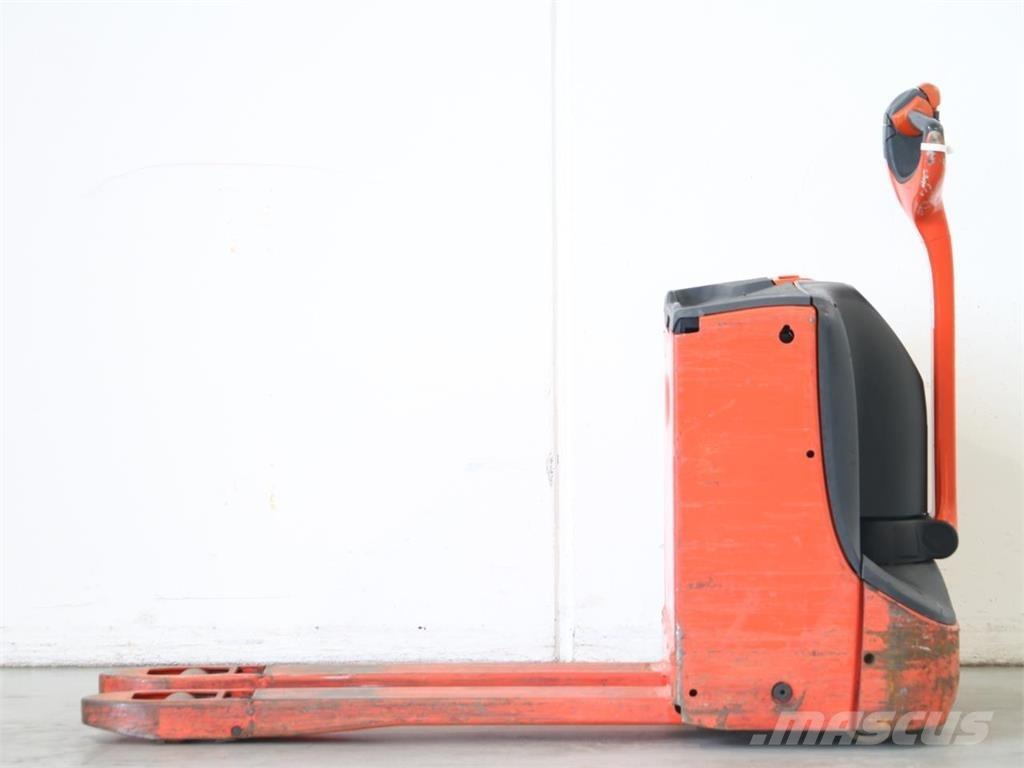 Linde T16/1152 Empilhador para operador externo