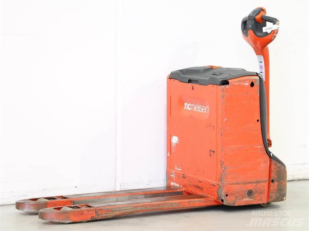 Linde T16/1152 Empilhador para operador externo