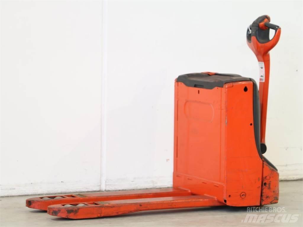 Linde T16/1152 Empilhador para operador externo