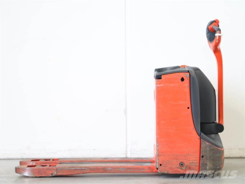 Linde T16/1152 Empilhador para operador externo