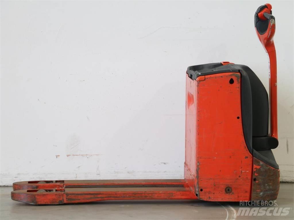 Linde T16/1152 Empilhador para operador externo