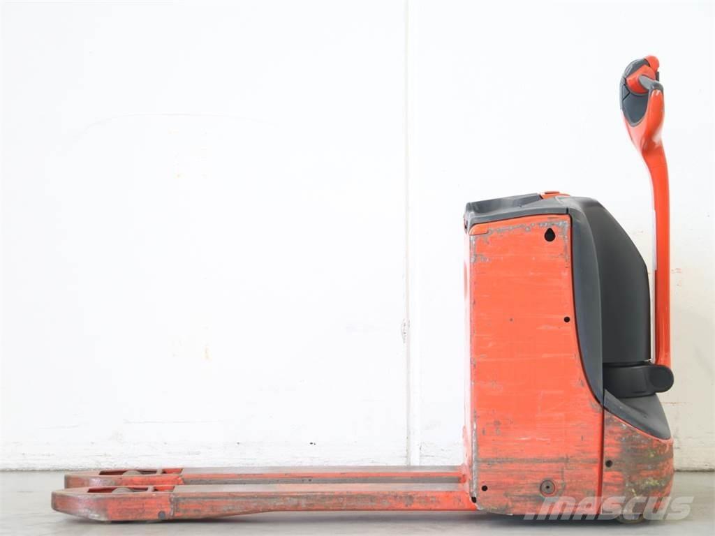 Linde T16/1152 Empilhador para operador externo