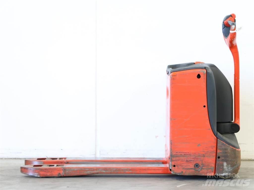 Linde T16/1152 Empilhador para operador externo