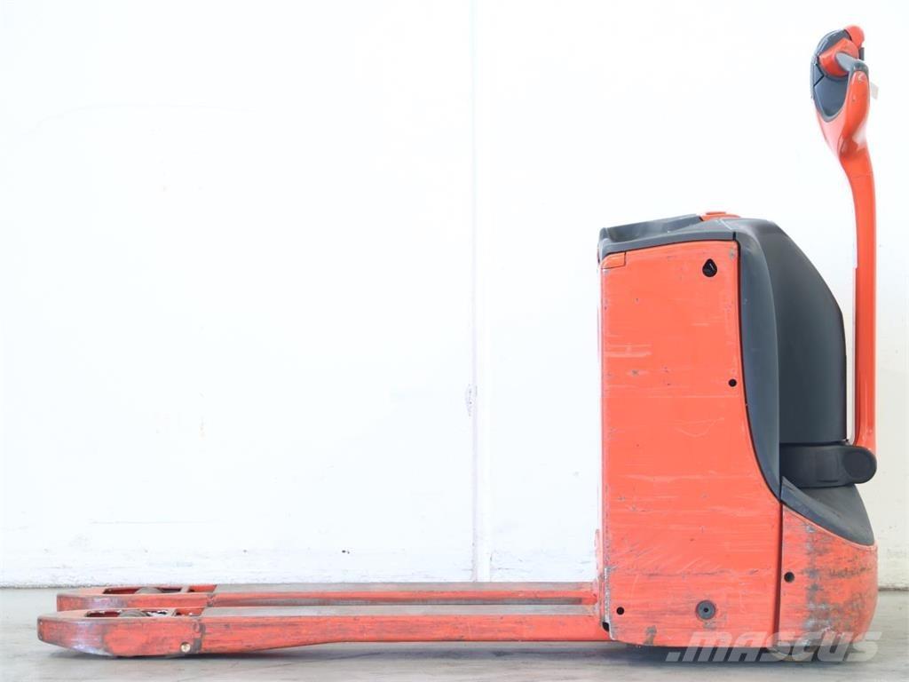 Linde T16/1152 Empilhador para operador externo