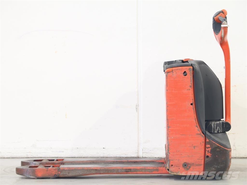 Linde T16/1152 Empilhador para operador externo