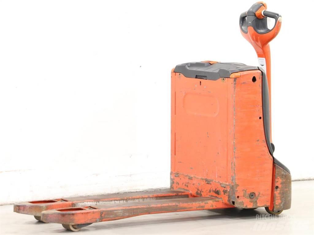 Linde T16/1152 Empilhador para operador externo