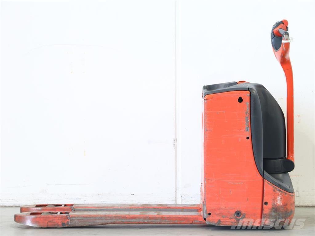 Linde T16/1152 Empilhador para operador externo