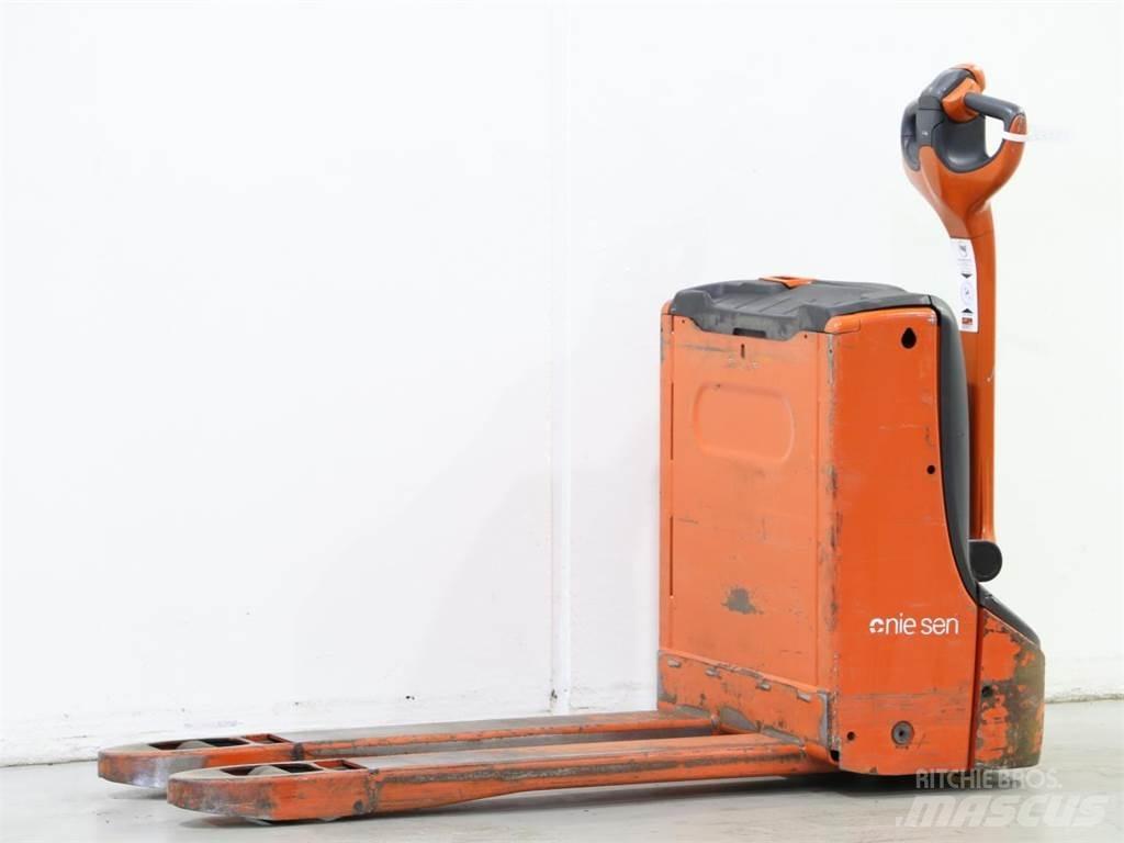 Linde T16/1152-00 Empilhador para operador externo