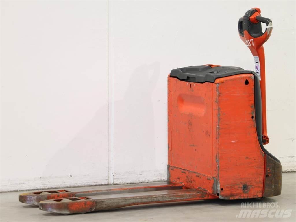 Linde T16/1152-00 Empilhador para operador externo
