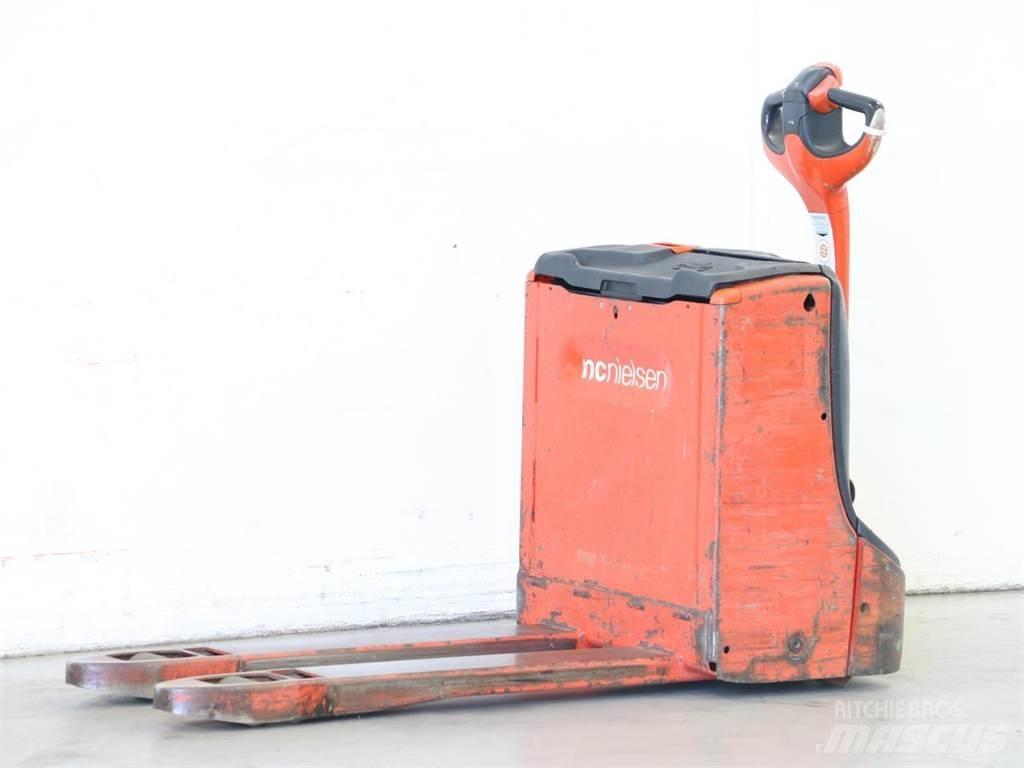 Linde T16/1152-00 Empilhador para operador externo