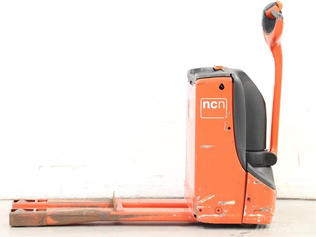 Linde T16/1152-00 Empilhador para operador externo