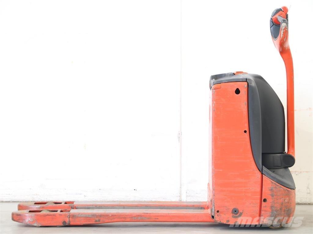 Linde T16/1152-02 Empilhador para operador externo