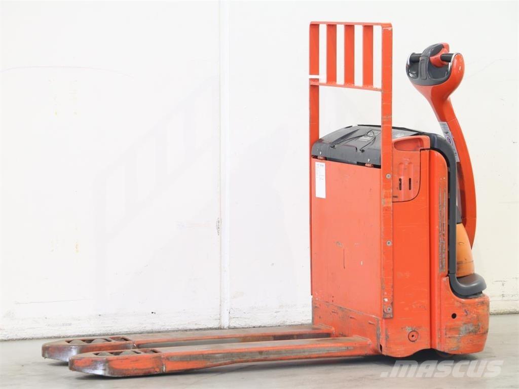 Linde T16/360 Empilhador para operador externo