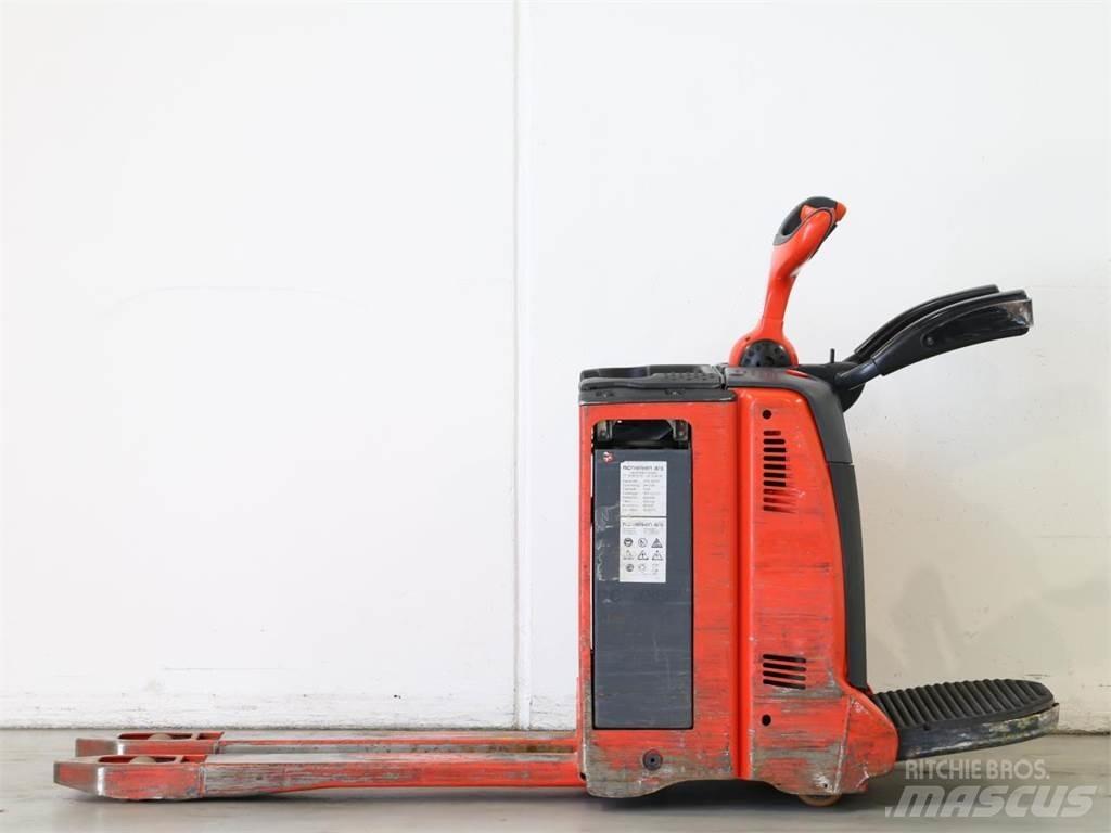 Linde T20AP/131 Empilhador para operador externo