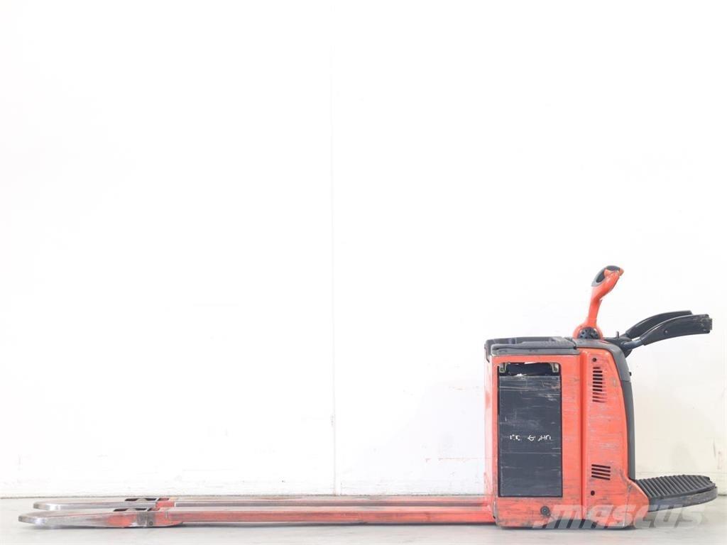 Linde T20AP/131 Empilhador para operador externo