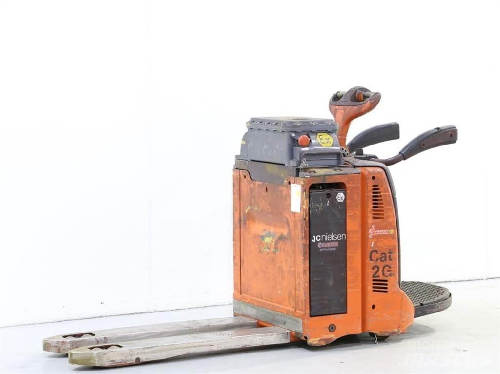 Linde T20AP/131 Empilhador para operador externo