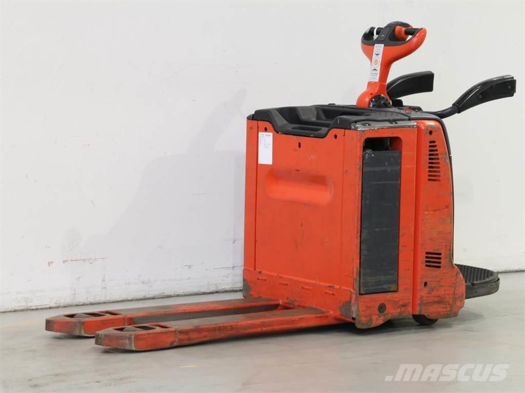 Linde T20AP/131 Empilhador para operador externo