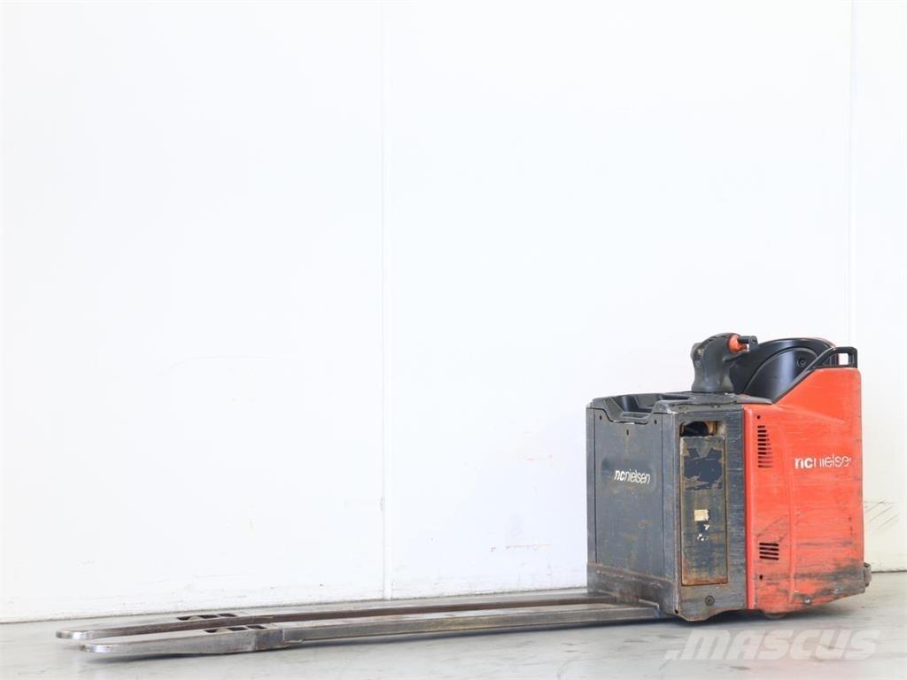 Linde T20SP/131 Empilhador para operador externo