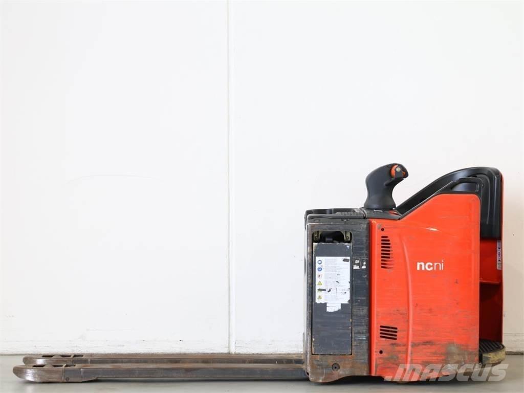 Linde T20SP/131 Empilhador para operador externo