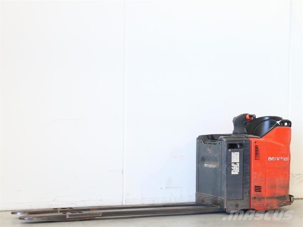 Linde T20SP/131 Empilhador para operador externo