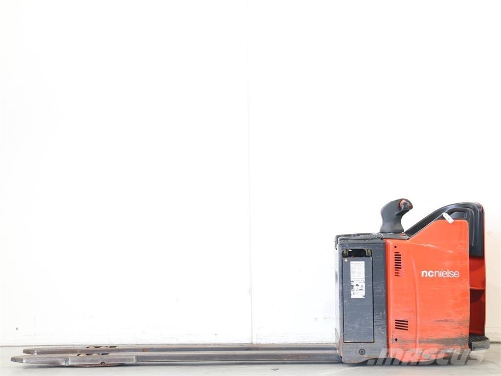 Linde T20SP/131 Empilhador para operador externo