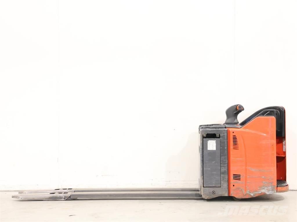 Linde T20SP/131 Empilhador para operador externo